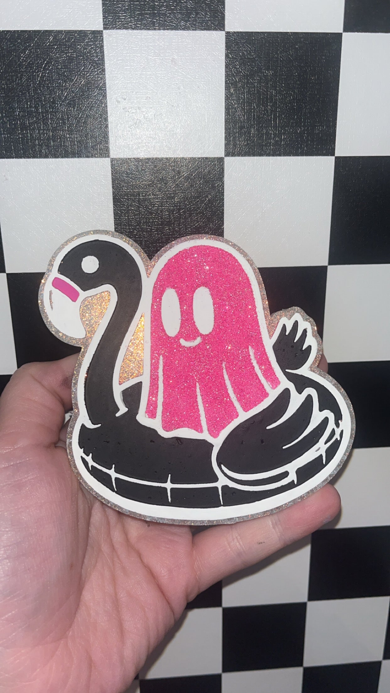 SPICED CRUNCH CAKE (Flamingo Ghost)