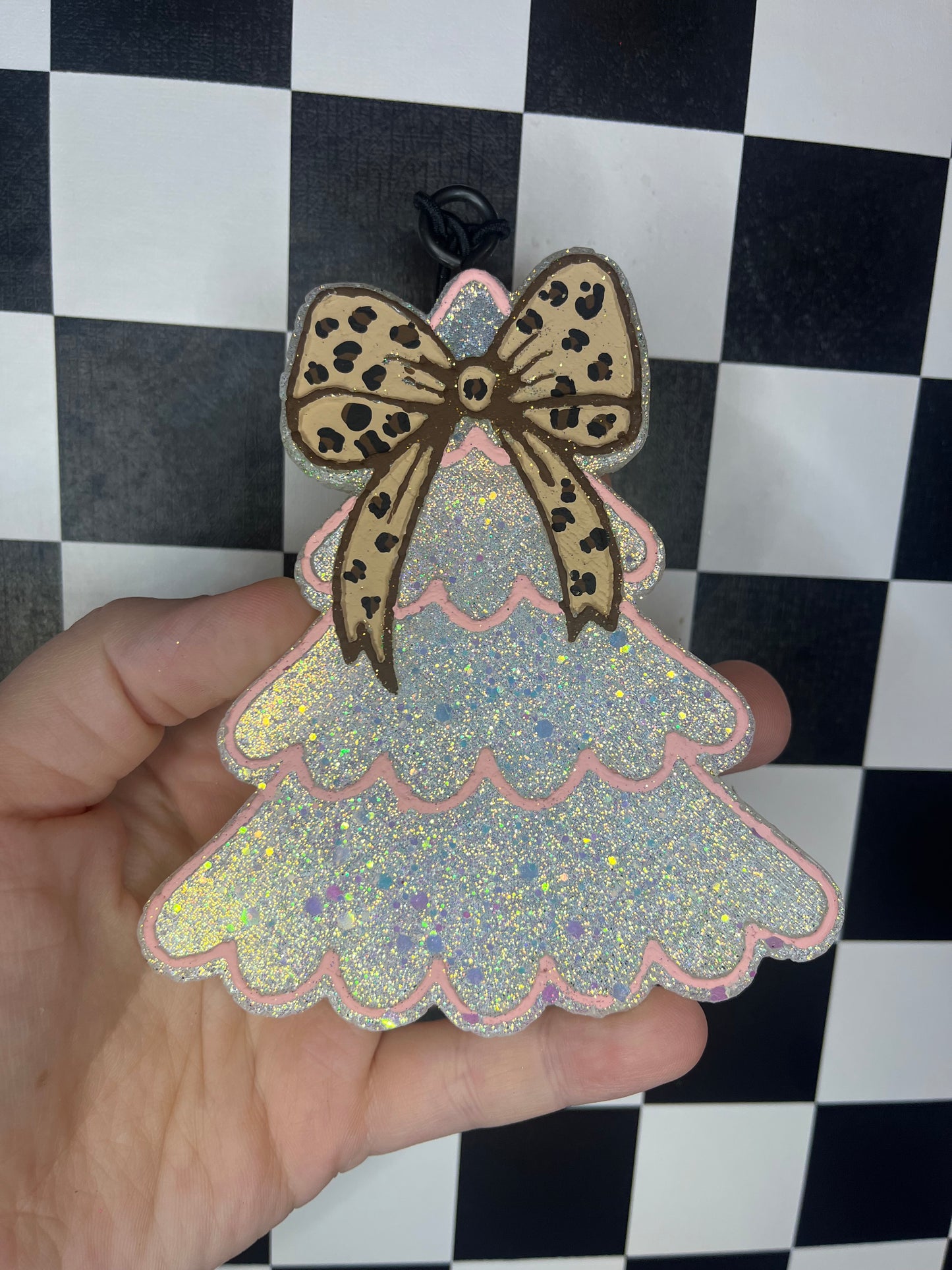 PEPPERMINT TWIST (Tree w/ Bow)
