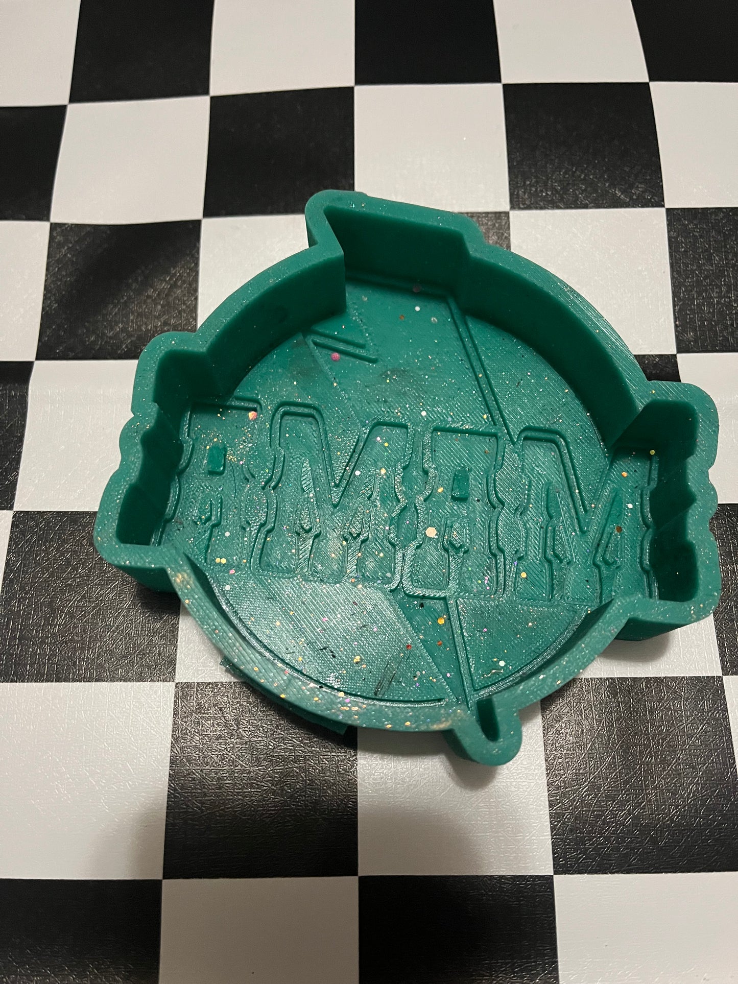 Lightning Mama- mold!