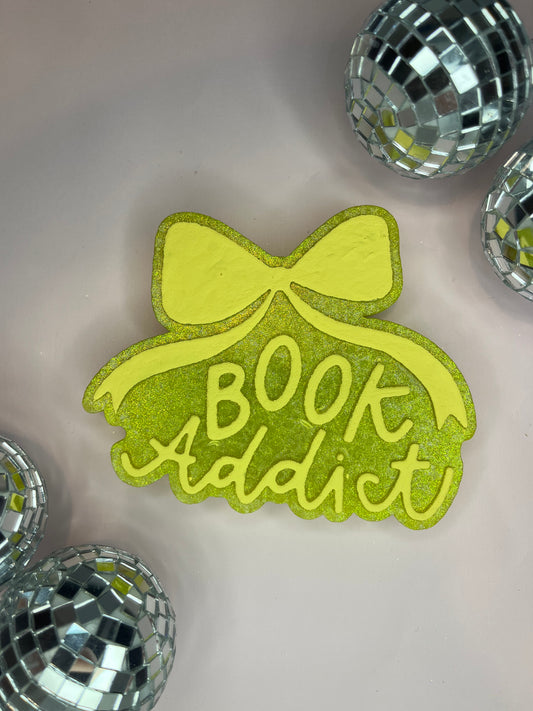 BIRTHDAY CAKE (Book Addict)